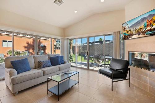 Coachella Casa | Casita 44456 - Resort Perks