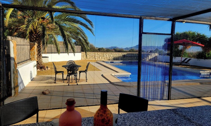 Huercal-Overa Apartamento | Casita-5guests-pool-patio-bbq-parking-fireplace