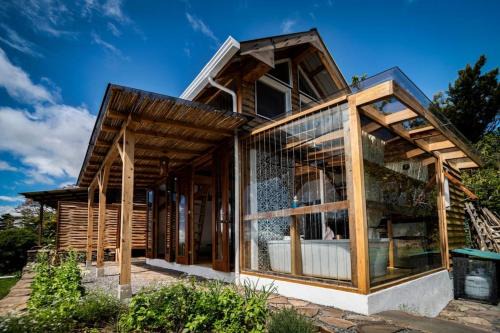 Monteverde Casa | Casita Acantilado - Timber Frame Tiny House