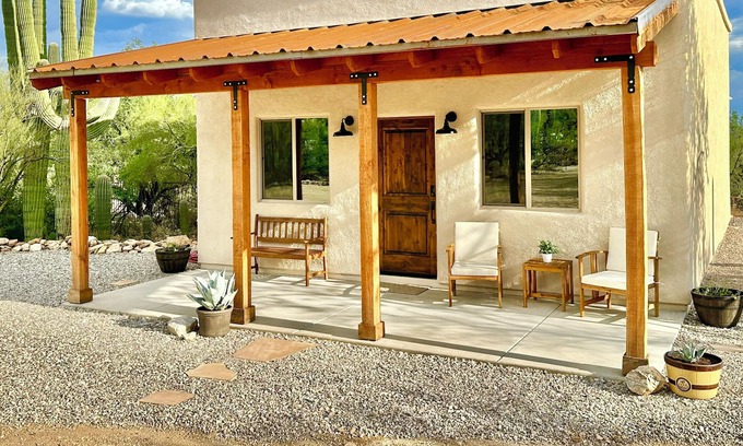 Rancho Sierra Cabaña | Casita Del Sahuaro - Cottage in the Cactus Forest - Near Saguaro National Park