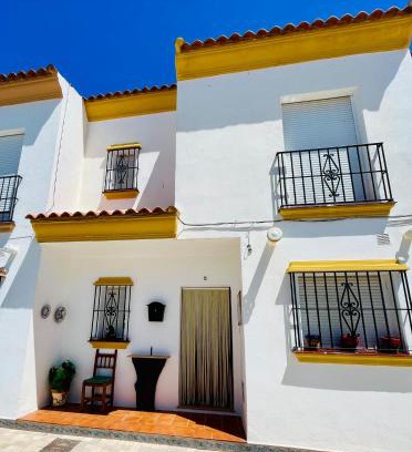 Cuevas del Becerro Casa | Casita en el Paraíso