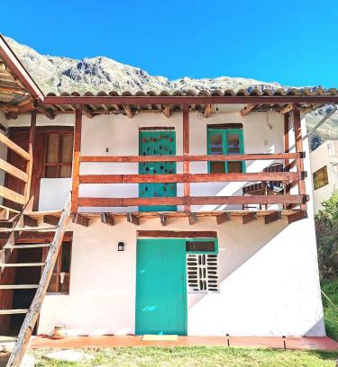 Ollantaytambo Casa | Casita en Ollantaytambo con vista a las montañas