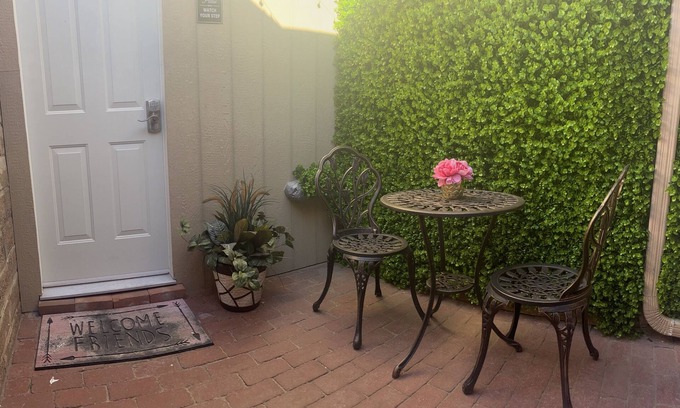 Mesilla Park Casa | Casita! Fully functional kitchen and bathroom!