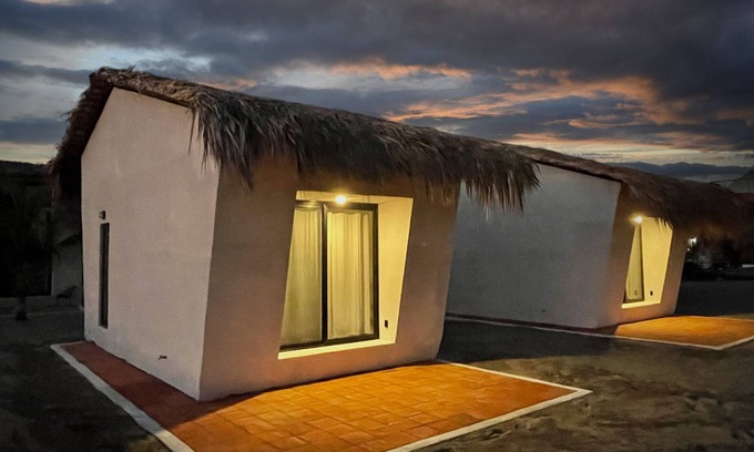 El Azufre Casa | Casita H - a little house by the sea