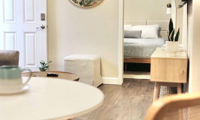 Lincoln Acres Apartamento | Casita Mar -Cozy, Bright and Private 10 mins to downtown