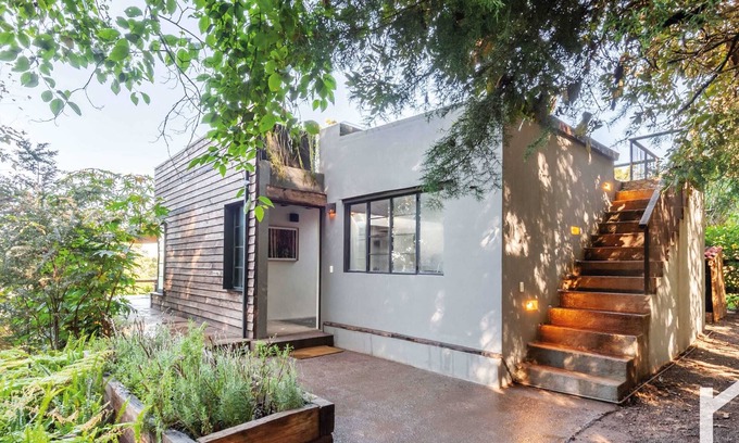 Valle de Bravo Casa | Casita Panadería: Cozy House in San Simón
