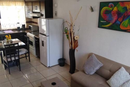 Silao Casa | Casita práctica, sencilla y lista para recibirte.
