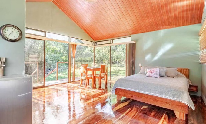 Tierras Morenas Cabina | Casita Rodiada de Naturaleza