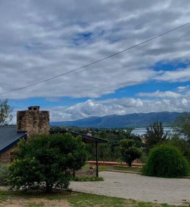 Villa Carlos Paz Chalet De Esquí | Casona Villa del Lago