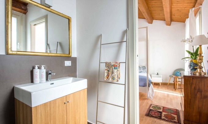 Castellammare Vucciria Apartamento | Cassaro Apartment con Terrazza by Wonderful Italy