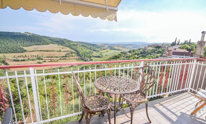 Fabro Scalo Casa | Cassetta La Veduta -Charming 1 bedroom house w/ WiFi, AC in fantastic Carnaiola