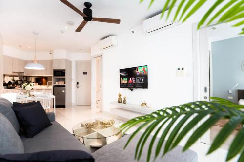 Bang Tao Apartamento | Cassia 1 BR Lake&Pool View apt by NLA