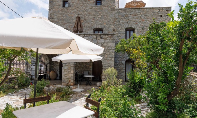 Pyrgos Hotel | Castello di Haria