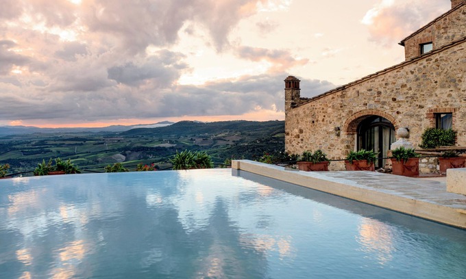Montalcino Hotel | Castello di Velona Resort Thermal SPA & Winery