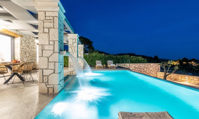 Agia Marina Villa | Castielia Residence