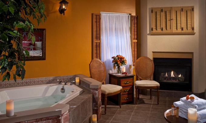 Allegan Cama Y Desayuno | Castle in the Country Bed & Breakfast Inn