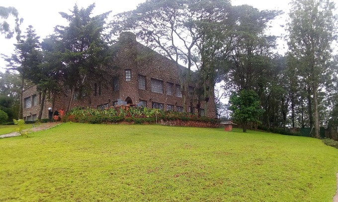 Karatu Cabina | Castle Lodge