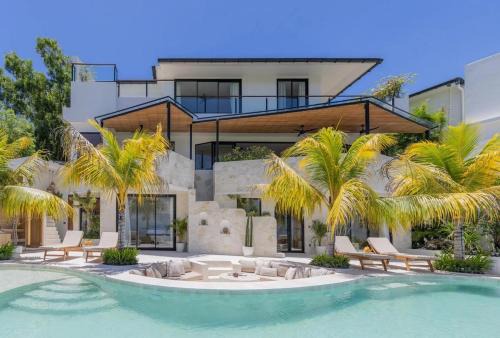 Uluwatu Casa | Castle Lunita top ocean view villa of Uluwatu