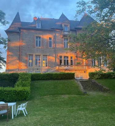 Varenne-Saint-Germain Casa | Castle Of Saint Germain Des Rives