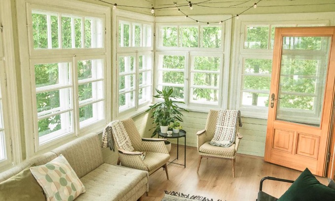 Cesis Apartamento | Castle Park Apartment with sunset veranda