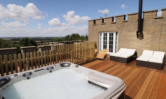 Nettleton Casa | Castle Top - Retreat