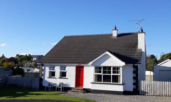 Castlerock Cabaña | Castleshaw Holiday Home