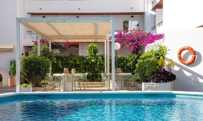 Bahía de San Antonio Hotel | Casual Bahía Ibiza Hotel