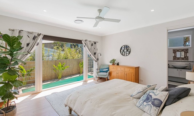 Casuarina Casa | Casuarina Lux House - 4BR Pet-Friendly Beach House by uHoliday