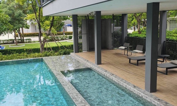 Thap Yao Casa | Cat 's lover townhouse Suvannabhumi Airport .