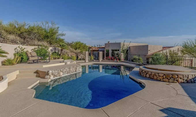 Cimarron Foothills Estates Casa | Catalina Foothills private escape with views, pool, and spa