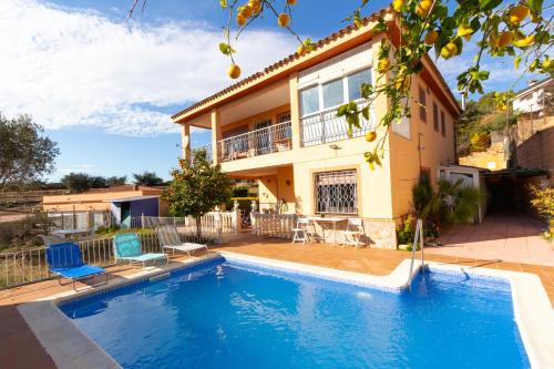 Blanes Villa | Catalunya Casas Heart of Costa Brava and 2,7km to beach
