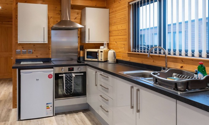 Ely Cabina | Cathedral View 4 - Luxury Lodge with Hot Tub