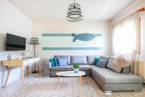 Poros Apartamento | Catherine Blue Suites - 4 minutes off the Beach
