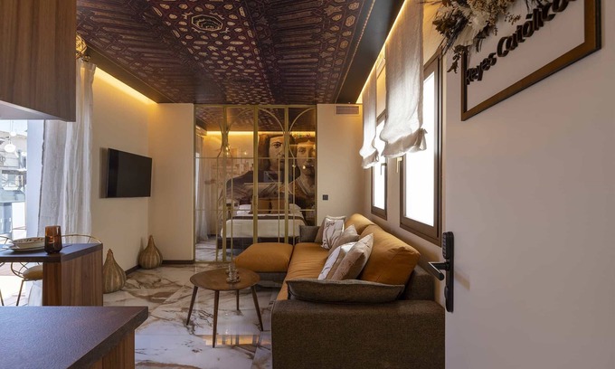 Distrito Central Apartamento | Reyes Católicos | Palatina Concept Suites | Apartamento y Lujo en Granada Centro