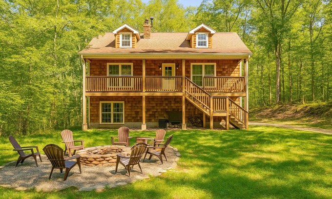 Catskill Casa | Peaceful Cabin on 2.5 Wooded Acres- 3 Bed/2.5 bath