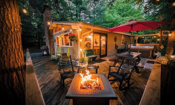 Tannersville Chalet De Esquí | The Catskill Chalet- Romantic Escape w/Hot Tub