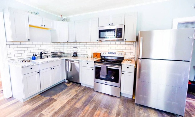West Saugerties Casa | Catskill Mtn Farmhouse close to Woodstock