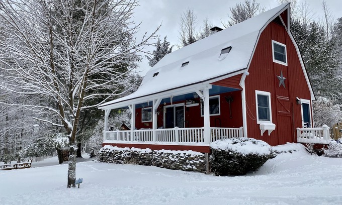 Prattsville Cabina | Catskills Retreat close to Windham, Hunter, hiking