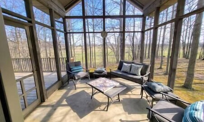 Bryan Casa | Cattle Creek Stay and Play