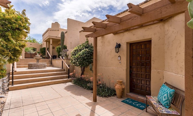 Cave Creek Villa | Cave Creek, a pie de la ciudad y Black Mountain