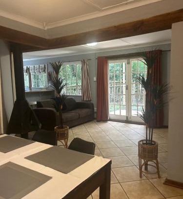 Lidgetton West Casa | Caversham Mill Cottage