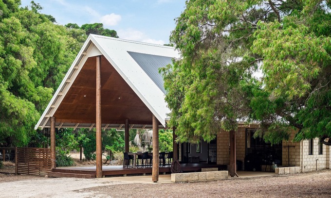 Cowaramup Casa | The Farm Guest House | NEW
