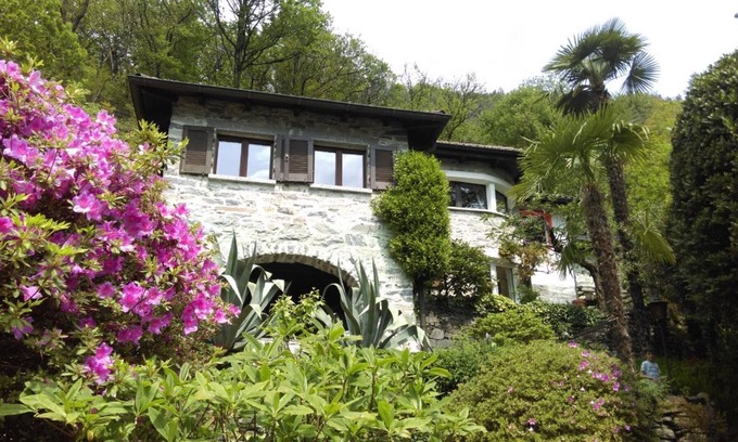 Terre di Pedemonte Casa | Cavigliano (cerca de Verscio): Casa "Ilvea", casa unifamiliar del Tesino con jardín