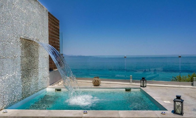 Neromilos Casa | Cavo Mare Meltemi 5.1