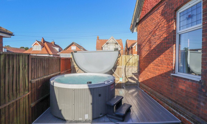 Skegness Cabaña | Caxton House