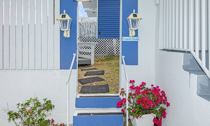 La Parguera Apartamento | Cayo Enriquito | Beautiful tropical casita located in unique La Parguera, Lajas