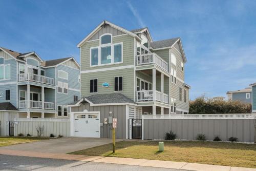 Whalehead Beach Casa | CB26 TJ's Beach Bungalow