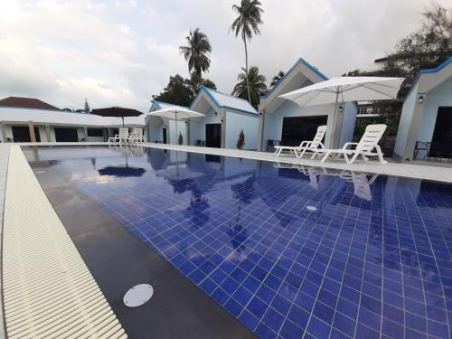 Khanom Complejo | CC Beach Resort