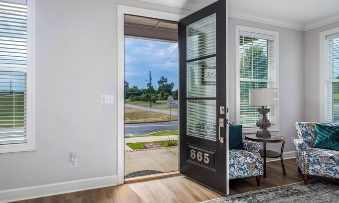 Tuscaloosa Casa | CC4-Awesome 3 Bedroom Townhome Perfect for Gamedays