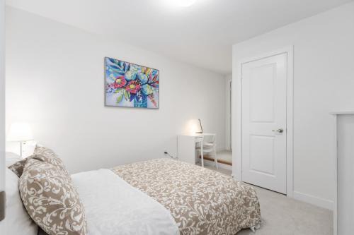 Bendale Casa | CEDAR Double Room with attached private Bathroom and Balcony in Toronto, ON, Canada